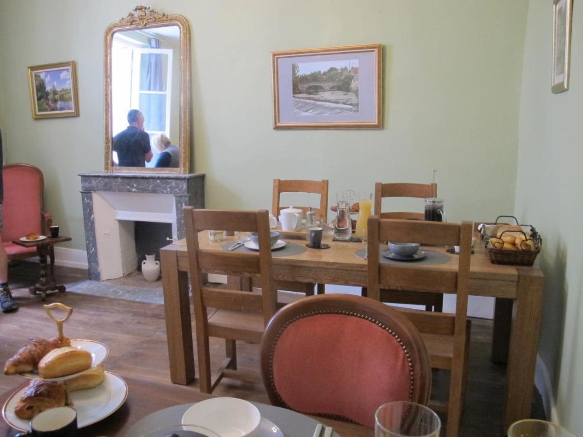 ChezLola Panzió Civray  Kültér fotó